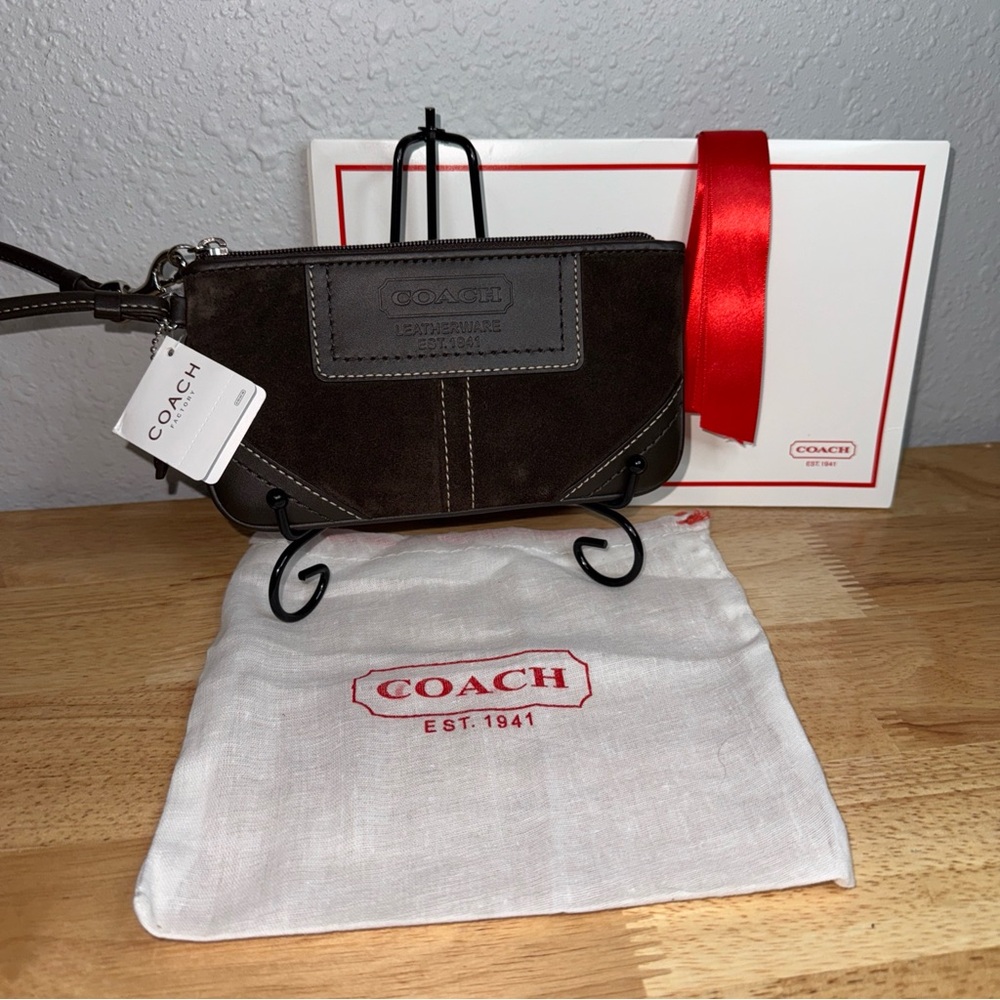 Coach Leatherware Mahogany Suede Wristlet Wallet Pouch Clutch All Inclusive